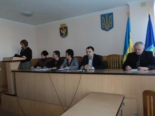На Коломийщині провели громадське слухання проекту розпорядження Коломийської районної державної адміністрації: «Про затвердження переліку адміністративних послуг, які надаватимуться через Центр надання адміністративних послуг районної державної адміністр На Коломийщині провели громадське слухання проекту розпорядження Коломийської районної державної адміністрації: «Про затвердження переліку адміністративних послуг, які надаватимуться через Центр надання адміністративних послуг районної державної адміністр