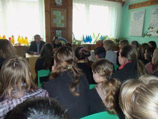 В Турківській ЗОШ І – ІІІ ступенів проведено зустріч членів Молодіжної ради з учнівським активом школи