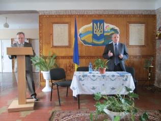 Зустріч громад Шепарівцівської, Іванівецької та Спаської сільських рад з головою Коломийської райдержадміністрації М.М. Негричем Зустріч громад Шепарівцівської, Іванівецької та Спаської сільських рад з головою Коломийської райдержадміністрації М.М. Негричем