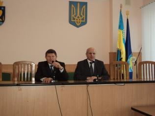 Влада району привітала працівників апарату та структурних підрозділів райдержадміністрації, депутатів, сільських, селищних голів, керівників установ і організацій Влада району привітала працівників апарату та структурних підрозділів райдержадміністрації, депутатів, сільських, селищних голів, керівників установ і організацій