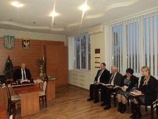 Голова Коломийської райдержадміністрації М.М. Негрич провів оперативну нараду з питань належної підготовки до відзначення 200-річчя від дня народження Т.Г. Шевченка Голова Коломийської райдержадміністрації М.М. Негрич провів оперативну нараду з питань належної підготовки до відзначення 200-річчя від дня народження Т.Г. Шевченка