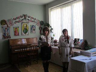На Коломийщині відбулось відкриття виставки юної майстрині бісероплетіння Людмили Захарук На Коломийщині відбулось відкриття виставки юної майстрині бісероплетіння Людмили Захарук