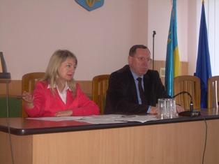 В Коломийському районі на виконання соціальних ініціатив Президента України В.Ф. Януковича «Діти - майбутнє України» проведено круглий стіл присвячений Дню спільних дій в інтересах дітей В Коломийському районі на виконання соціальних ініціатив Президента України В.Ф. Януковича «Діти - майбутнє України» проведено круглий стіл присвячений Дню спільних дій в інтересах дітей
