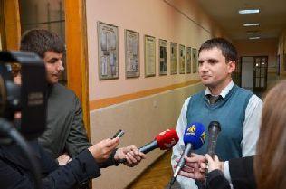 Начальник відділу ведення Державного реєстру виборців апарату Коломийської райдержадміністрації Олег Галькович візьме участь у третьому турі Всеукраїнського конкурсу «Кращий державний службовець» Начальник відділу ведення Державного реєстру виборців апарату Коломийської райдержадміністрації Олег Галькович візьме участь у третьому турі Всеукраїнського конкурсу «Кращий державний службовець»