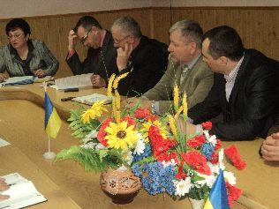 В Коломийській райдержадміністрації відбулась комісія з питань розгляду заяв щодо надання кредитів для розвитку та підтримки індивідуального житлового будівництва на селі «Власний дім» в рамках реалізації завдань та доручень Президента України В.Ф. Януков В Коломийській райдержадміністрації відбулась комісія з питань розгляду заяв щодо надання кредитів для розвитку та підтримки індивідуального житлового будівництва на селі «Власний дім» в рамках реалізації завдань та доручень Президента України В.Ф. Януков