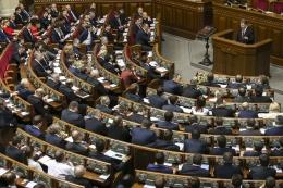 Від Революції гідності до Країни гідності – Президент до нової Верховної Ради Від Революції гідності до Країни гідності – Президент до нової Верховної Ради