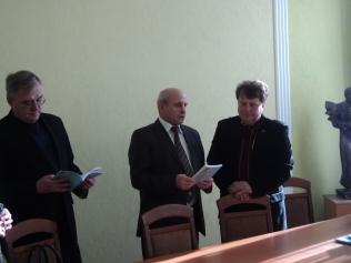 Презентація нової книжки тележурналіста Василя Нагірного «Коломийський календар історичних дат та персоналій» Презентація нової книжки тележурналіста Василя Нагірного «Коломийський календар історичних дат та персоналій»