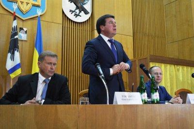 Геннадій Зубко: Розвиток України можливий в результаті підвищення відповідальності та передачі повноважень представникам органів місцевого самоврядування Геннадій Зубко: Розвиток України можливий в результаті підвищення відповідальності та передачі повноважень представникам органів місцевого самоврядування