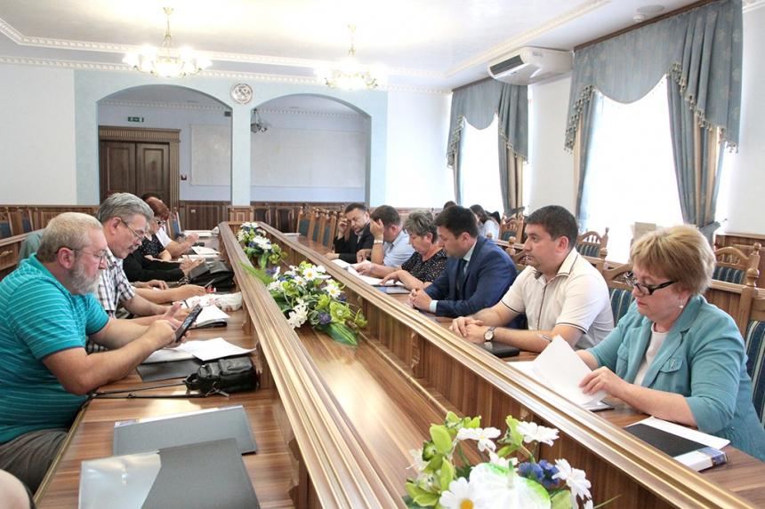 Розпочала роботу експертна рада з питань книговидання Розпочала роботу експертна рада з питань книговидання