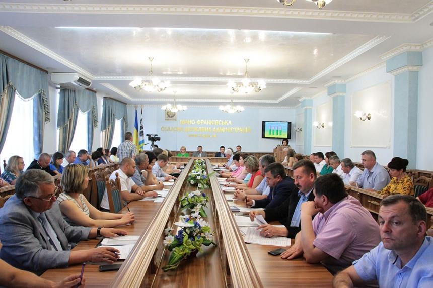 В облдержадміністрації обговорювали питання легалізації заробітної плати В облдержадміністрації обговорювали питання легалізації заробітної плати