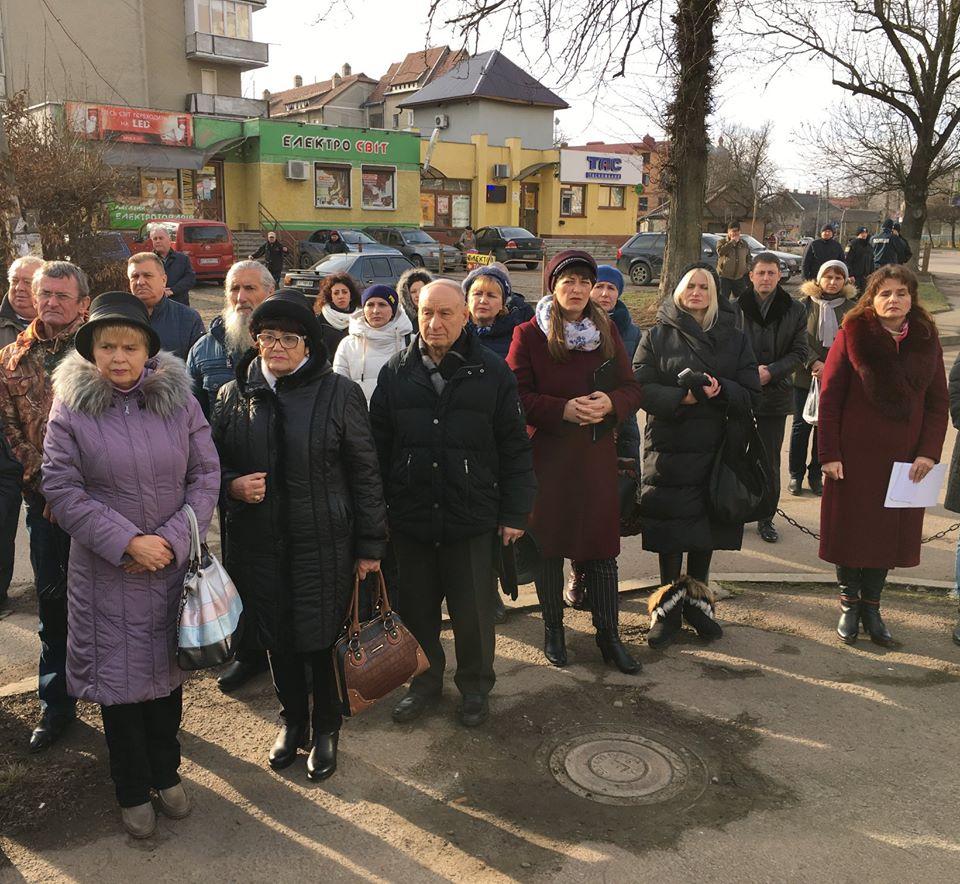 Молебень за здоров'я ліквідаторів аварії на Чорнобильській АЕС Молебень за здоров'я ліквідаторів аварії на Чорнобильській АЕС