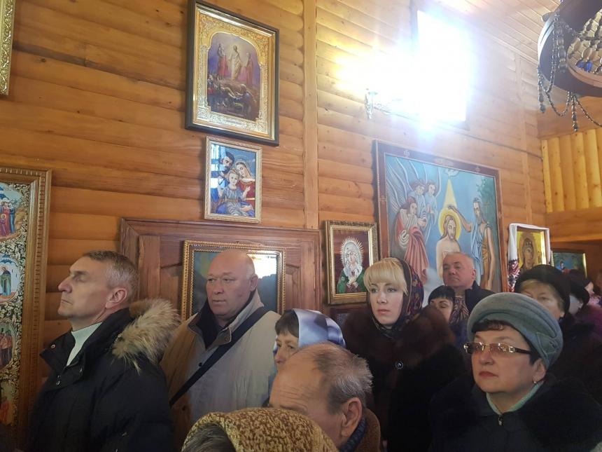 В Угорницькому монастирі відкрили пам’ятник Героям Небесної Сотні та воїнам АТО В Угорницькому монастирі відкрили пам’ятник Героям Небесної Сотні та воїнам АТО
