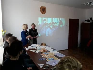 Відеолекторій «Діти за гратами» Відеолекторій «Діти за гратами»
