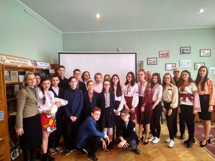 Літературна година «Тарас Шевченко – провісник долі України»