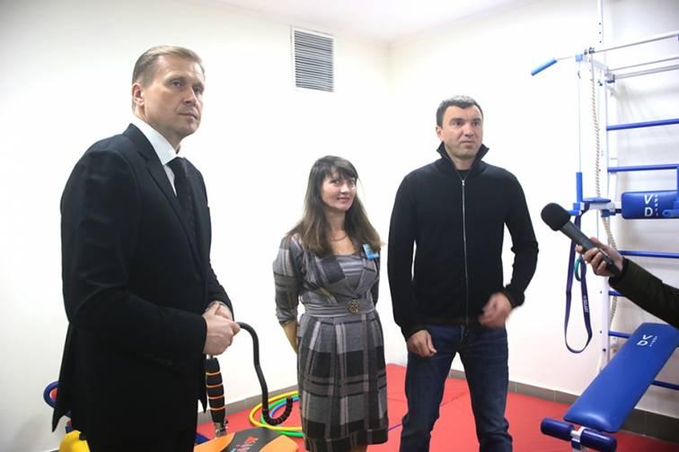 Олег Гончарук: Інклюзивно-ресурсні центри допомагають дітям із особливими освітніми потребами розвиватися Олег Гончарук: Інклюзивно-ресурсні центри допомагають дітям із особливими освітніми потребами розвиватися
