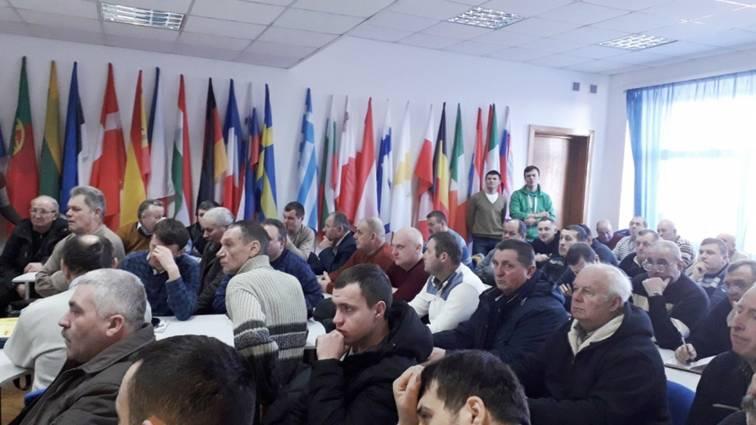 Перспективи розвитку бджільництва обговорили в аграрному департаменті ОДА