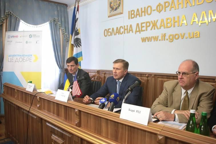 Олег Гончарук: Допомога проекту «DOBRE» дає змогу прикарпатським громадам успішно розвиватися Олег Гончарук: Допомога проекту «DOBRE» дає змогу прикарпатським громадам успішно розвиватися