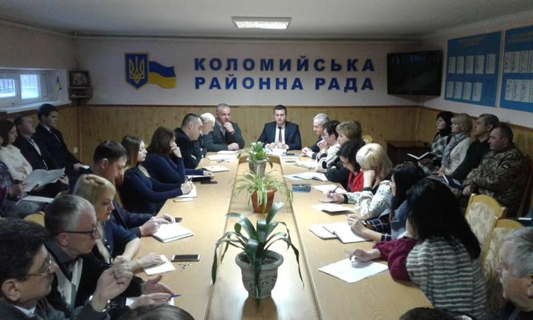 Щотижнева нарада у голови Коломийської районної державної адміністрації Любомира Глушкова Щотижнева нарада у голови Коломийської районної державної адміністрації Любомира Глушкова