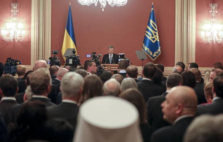 Ми продовжуватимемо глибокі зміни та модернізацію економіки – Президент про плани на 2019 рік