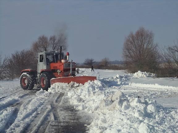 Володимир Рачкевич: Дорожні служби працюють у цілодобовому режимі Володимир Рачкевич: Дорожні служби працюють у цілодобовому режимі