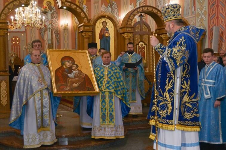 Посвячення Коломийської ікони Пресвятої Богородиці “Це Мати Твоя”