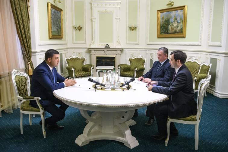 Підвищення військових пенсій - з 1 січня 2019 року, автоматичне масове підвищення пенсій громадянам – з 1 березня 2019 року, – Володимир Гройсман про завдання новому керівництву Пенсійного фонду