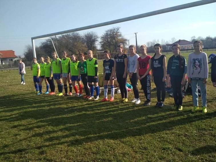 відбулися районні фінальні змагання з футболу серед дівчат