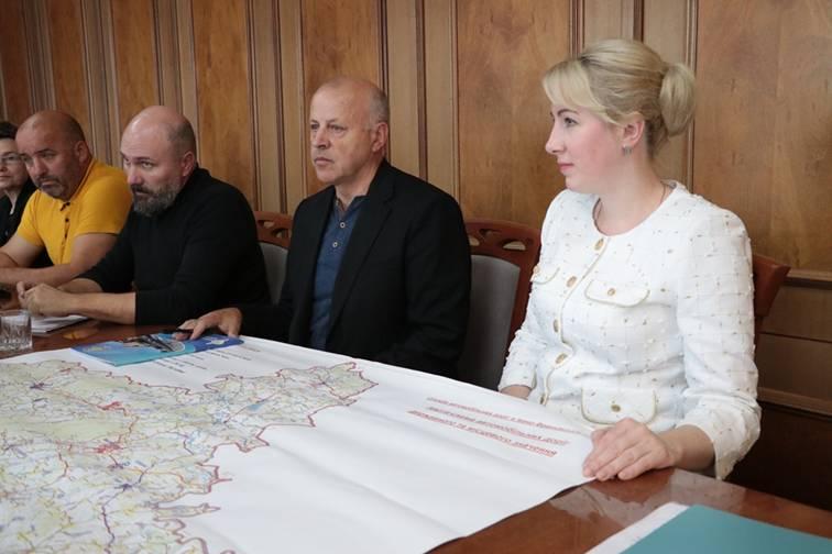 Завдяки Програмі Президента України «Велике будівництво» Прикарпаття має сучасні дороги
