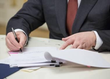 Президент увів в дію рішення РНБО щодо пропозицій до проекту Державного бюджету на 2019 рік в частині оборони і нацбезпеки