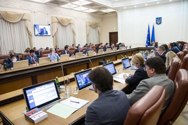 Уряд планує виділити 56 млрд грн на дорожні роботи наступного року, – Прем’єр-міністр