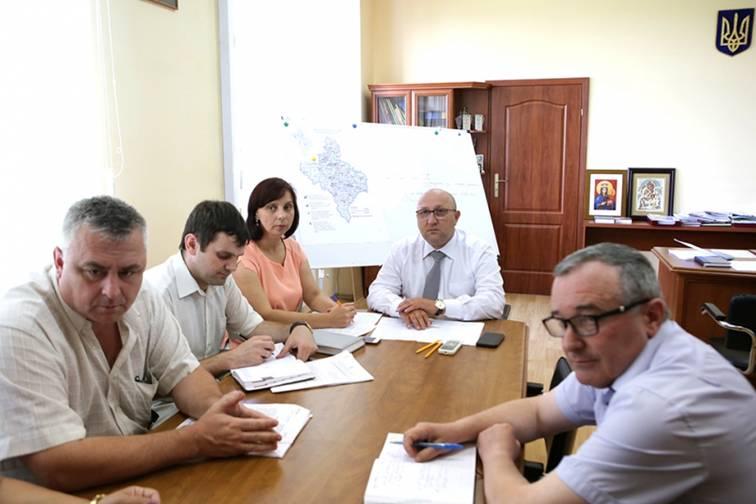 В обласній держаній адміністрації розглянули проблемні питання функціонування ДП «Укрпошта»