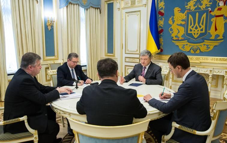 Це є неприйнятним – Президент відреагував на звернення громадян щодо інформації про скорочення відділень «Укрпошти» в селах та припинення поштових послуг із виплати пенсій Це є неприйнятним – Президент відреагував на звернення громадян щодо інформації про скорочення відділень «Укрпошти» в селах та припинення поштових послуг із виплати пенсій