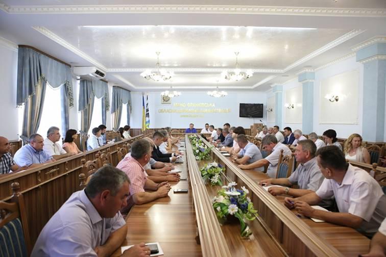 Проблемні питання діяльності прикарпатських ОТГ обговорили на нараді в голови облдержадміністрації Проблемні питання діяльності прикарпатських ОТГ обговорили на нараді в голови облдержадміністрації