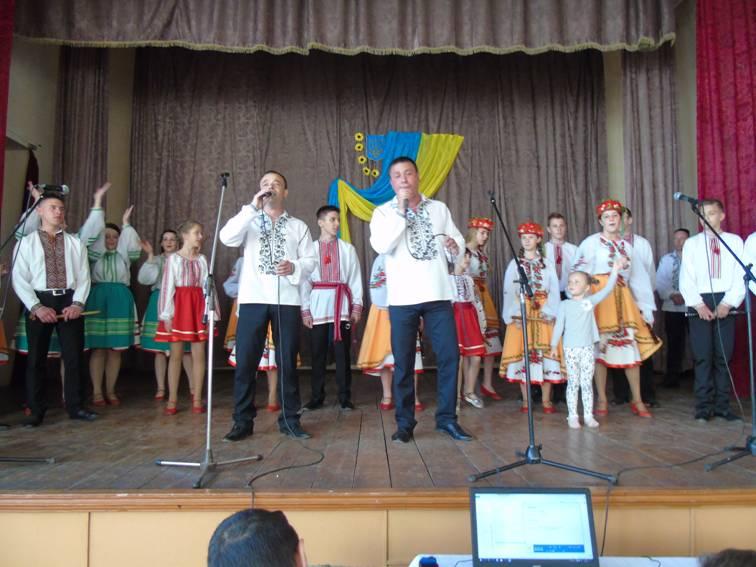 Мистецька акція «Подарунок рідному селу»