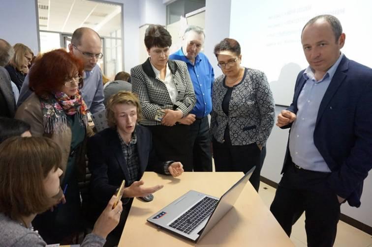 Шлях до eHealth: медзаклади прикарпатських ОТГ обирають медичну інформаційну систему