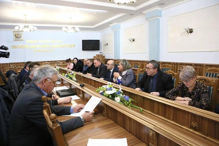 Прикарпатським забудівникам розповіли про новели законодавства системі державного архітектурно-будівельного контролю Прикарпатським забудівникам розповіли про новели законодавства системі державного архітектурно-будівельного контролю