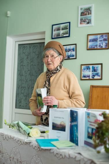 Зустріч з поетесою Марією Сазоновою «З любов’ю і вірою» Зустріч з поетесою Марією Сазоновою «З любов’ю і вірою»