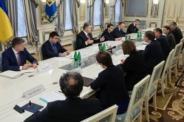 Президент зустрівся з послами країн Великої сімки та Європейського Союзу, акредитованими в Україні Президент зустрівся з послами країн Великої сімки та Європейського Союзу, акредитованими в Україні