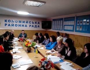 Оперативна нарада з першим заступником, заступником голови, керівником апарату, начальниками відділів, управлінь та структурних підрозділів районної державної адміністрації у голови райдержадміністрації Любомира Глушкова