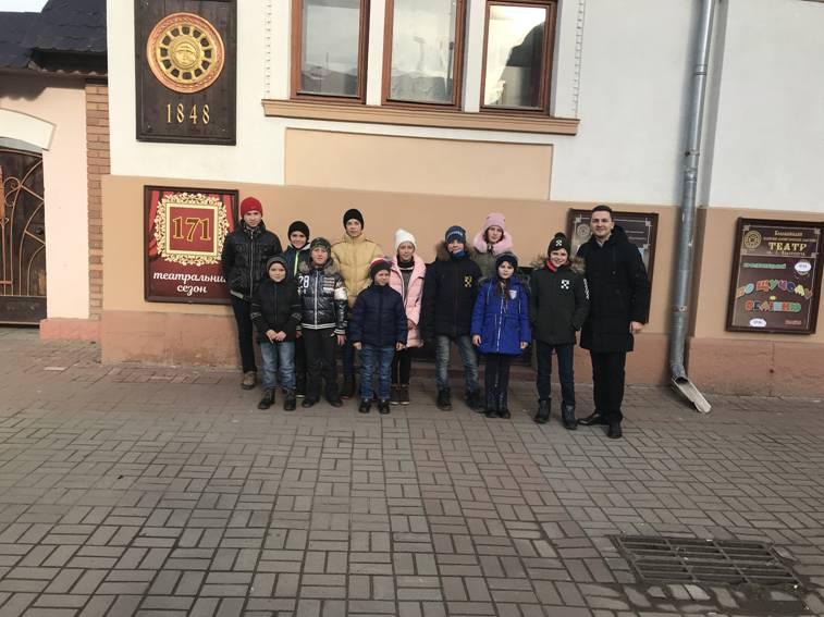 Перегляд вистави «Зимові пригоди» Перегляд вистави «Зимові пригоди»