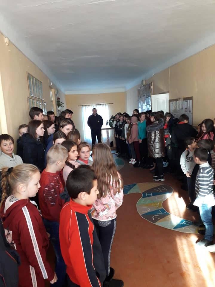 Всеукраїнська акція «16 днів проти насильства» Всеукраїнська акція «16 днів проти насильства»