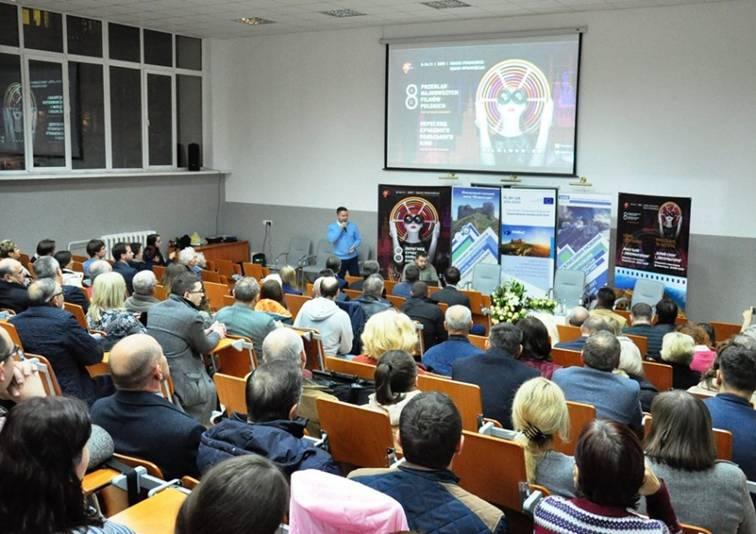 У Прикарпатському університеті ім. В.Стефаника відбулася презентація документальних фільмів про Міжнародний науковий центр «Обсерваторія» У Прикарпатському університеті ім. В.Стефаника відбулася презентація документальних фільмів про Міжнародний науковий центр «Обсерваторія»