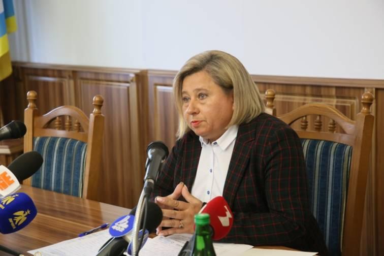 Марія Савка: Розпорядники бюджетних коштів повинні активізувати роботу з ефективного використання фінансового ресурсу та його залучення у соціально-економічний розвиток області Марія Савка: Розпорядники бюджетних коштів повинні активізувати роботу з ефективного використання фінансового ресурсу та його залучення у соціально-економічний розвиток області