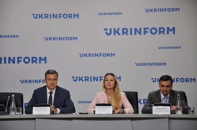 Держава має забезпечити право кожної дитини виховуватися в сім’ї – Микола Кулеба Держава має забезпечити право кожної дитини виховуватися в сім’ї – Микола Кулеба