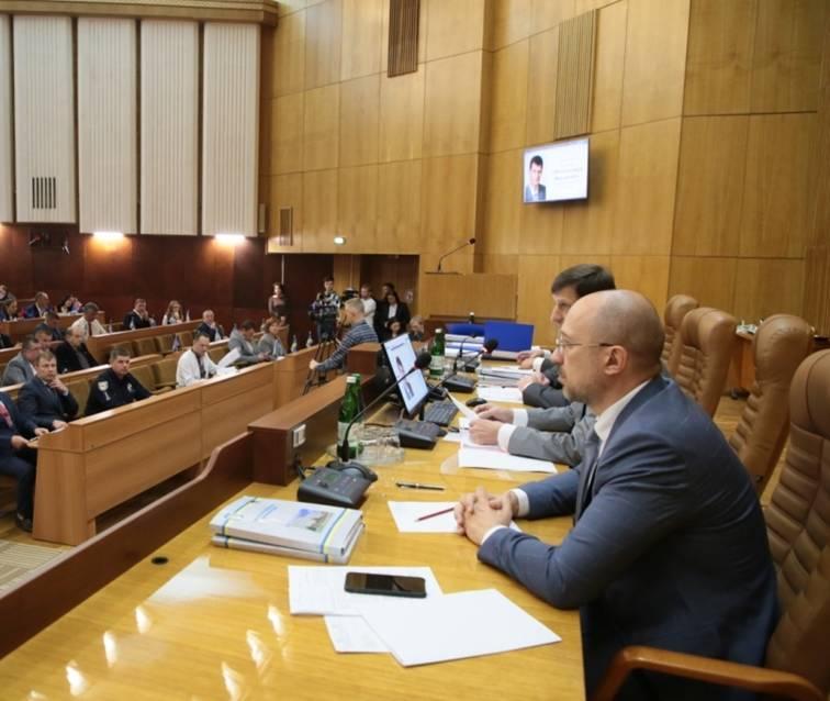 Денис Шмигаль взяв участь у засіданні сесії Івано-Франківської обласної ради