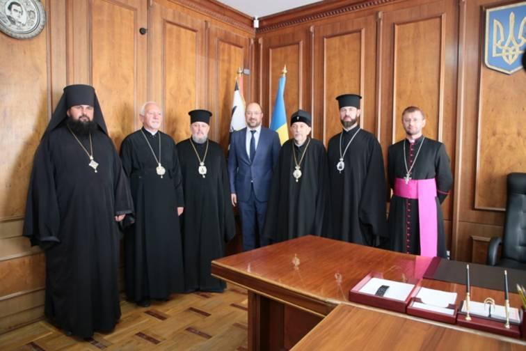 Сподіваюся на підтримку та ефективну співпрацю з Церквою у побудові нашої країни та розвитку громадянського суспільства, - Денис Шмигаль Сподіваюся на підтримку та ефективну співпрацю з Церквою у побудові нашої країни та розвитку громадянського суспільства, - Денис Шмигаль