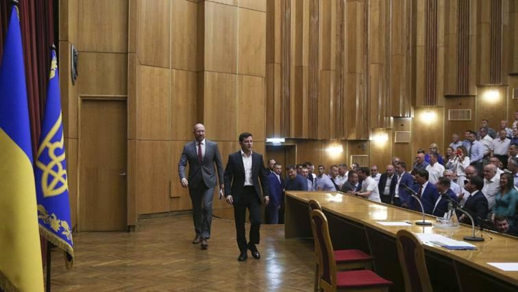 Президент України представив нового голову Івано-Франківської ОДА Дениса Шмигаля Президент України представив нового голову Івано-Франківської ОДА Дениса Шмигаля