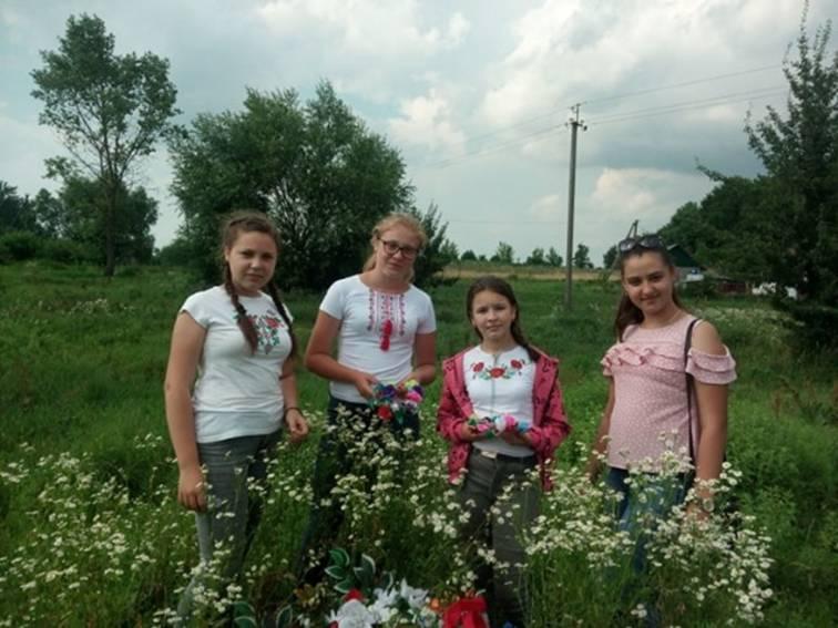Година народознавства відбулась у Остапківцях Година народознавства відбулась у Остапківцях