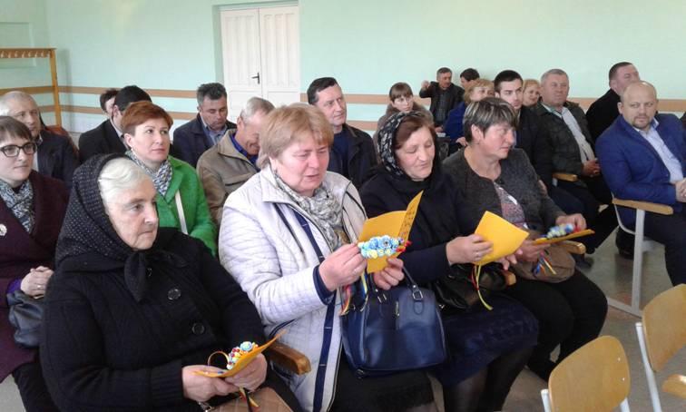 Зустріч з родинами загиблих героїв АТО Зустріч з родинами загиблих героїв АТО