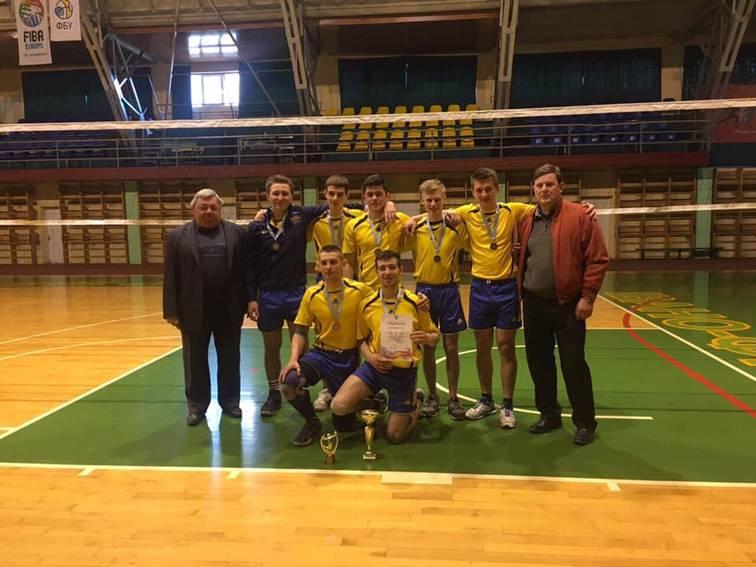 Фінал чемпіонату області з волейболу серед юнаків